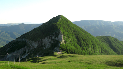 La Roccaccia vista dal Monte Petrano